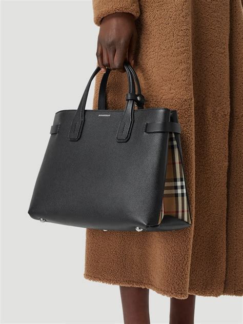 burberry medium banner in leather and vintage check|Burberry banner house.